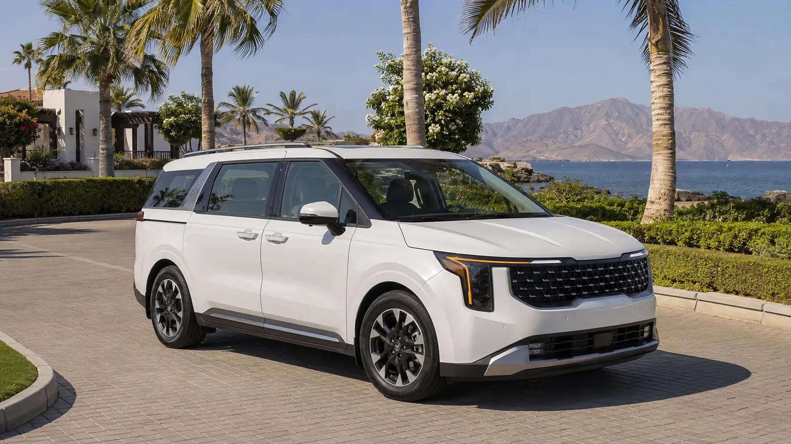 7–8 seater vehicle for small-group transport in Ras Al Khaimah